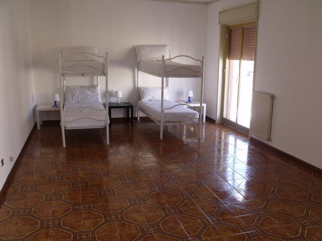 A Tre Passi Dal Centro Hotel Palermo Eksteriør billede