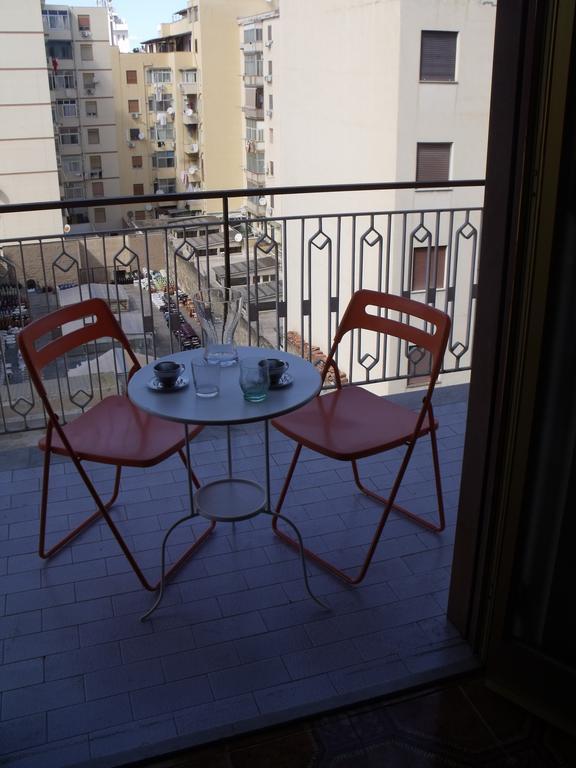 A Tre Passi Dal Centro Hotel Palermo Eksteriør billede