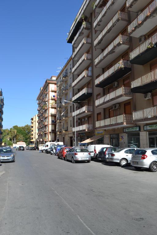 A Tre Passi Dal Centro Hotel Palermo Eksteriør billede